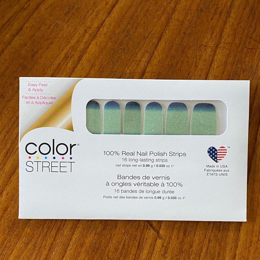 4/$25 Color Street Nail Polish Strips NWT “Long Time No Sea”